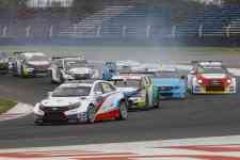 WTCC 2017: Erhlacher gets first win in Argentina image