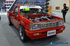 This modified Mitsubishi L200 has four turbos under the hood image