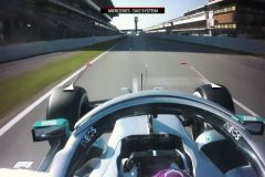 Did Mercedes-AMG just reinvent the F1 steering wheel? image