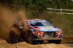 Hyundai inches closer to Toyota in World Rally Championship image