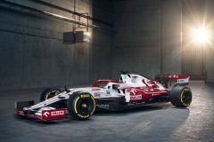 Like AlphaTauri, Alfa Romeo flips colors for 2021 C41 race car image