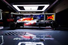 Red Bull says arigato to Honda image