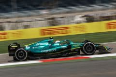 Bahrain GP: Hulkenberg to sub for Vettel image
