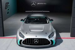 Built for the track: Mercedes-AMG unveils 707 PS GT2 race car image