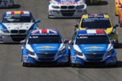 FIA WTCC: Chevrolet Makes It Two In A Row after Rounds 17 and 18 in Spain image