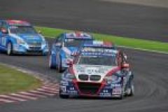FIA WTCC: Menu and Coronel share wins for Rounds 17 and 18 in Suzuka image