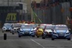 FIA WTCC: Huff Scores Double but Muller takes 2011 Championship image