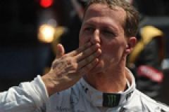 Schumi calls it quits on F1 image