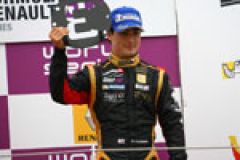 Stockinger places third on rookie podium in Moscow image