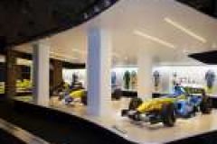 McLaren boss Martin Whitmarsh in Madrid with Fernando Alonso image
