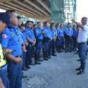 MMDA to provide enforcers with new radio phones, accident insurance image