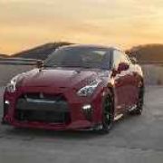 Nissan unveils track-spec 2017 GT-R image