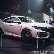 2017 Honda Civic Type R: up close and personal image