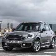 2017 Mini Countryman goes green with plug-in hybrid model image