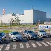 Report: German police investigating possible emissions fraud at Daimler image