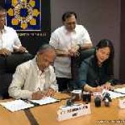 DPWH signs circular to relocate electric posts on widened roads image