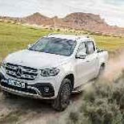 Mercedes-Benz unveils 2018 X-Class pickup image