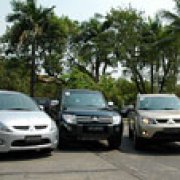Mitsubishi launches new Grandis, Pajero Special Edition, Outlander 2.4 2WD image