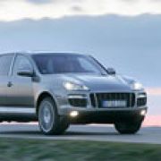 Porsche reveals the new Cayenne Turbo S for the first time image