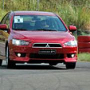 Mitsubishi launches 2008 Lancer EX image