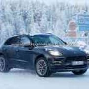 Spied: Porsche continues development on Macan update image