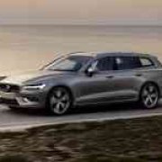2019 Volvo V60 is a dapper rendition of the station wagon image