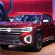New York 2018: Volkswagen converts the Atlas into a pickup truck image