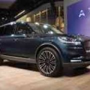 New York 2018: Lincoln Aviator concept hints next-gen Ford Explorer image