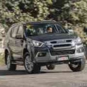 Get a close look at Isuzu's RZ4E engine in nationwide mall tour image