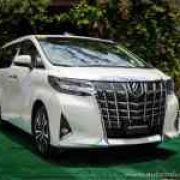 Toyota PH wants to redefine first class cruising with 2018 Alphard image