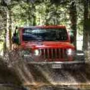 2018 Jeep Wrangler gets downsized 2.2L turbo-diesel image