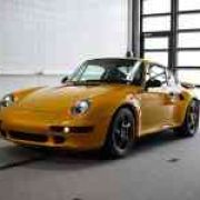 Porsche builds the last air-cooled 911, auctions it off for charity image