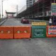 Amidst traffic crisis, DPWH closes steel bridge connecting Makati, Mandaluyong image