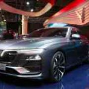 Vietnam rolls out their first home-grown car brand: VinFast image