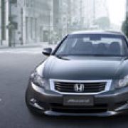 Honda offers 70,000 subisidy for Accord image