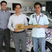 Honda awards Jazz to Yahoo! Purple Hunt winner image