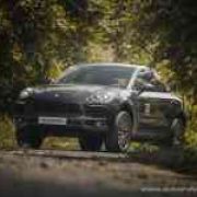 2018 Porsche Macan Sport image