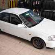 Someone is trying to sell a 2000 Honda Civic SiR for PhP 2.45 million image