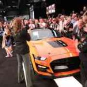First 2020 Shelby GT500 sells for $1.1M, helps diabetes research image