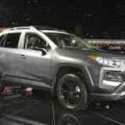 Hit the trails in the 2020 Toyota RAV4 Off-Road special image