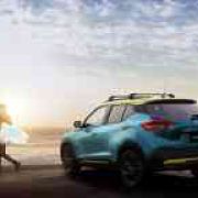 Nissan Kicks Surf has its own shower, waterproof key for the beach image