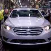 Last Ford Taurus sedan rolls off the assembly line image