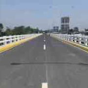 Wider Friendship Bridge cuts travel time between San Fernando, Clark image
