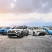 Trump picks a fight with Toyota, and they're fighting back image