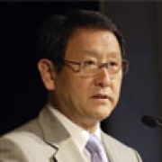 Toyota charts through the Recall Storm image