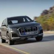 Audi&rsquo;s all-new SQ7 gets electric-powered turbos image