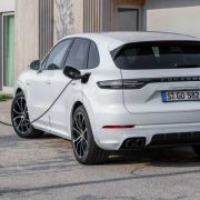 Porsche Cayenne Turbo S E-Hybrid more powerful than a 911 Turbo S image