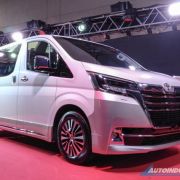 Alphard Jr: 2020 Toyota Hiace Super Grandia now in PH image