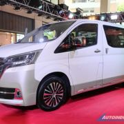 Toyota PH wants to sell 400 Hiace Super Grandia units monthly image
