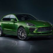 2020 Porsche Macan Turbo packs new 440 HP engine image